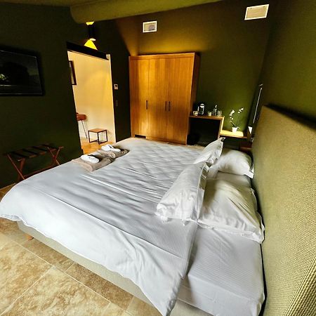 Hotel La Bastide D'Eygalieres Экстерьер фото