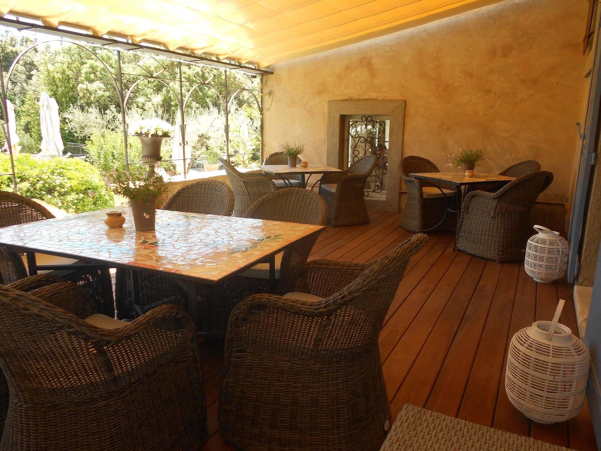 Hotel La Bastide D'Eygalieres Экстерьер фото